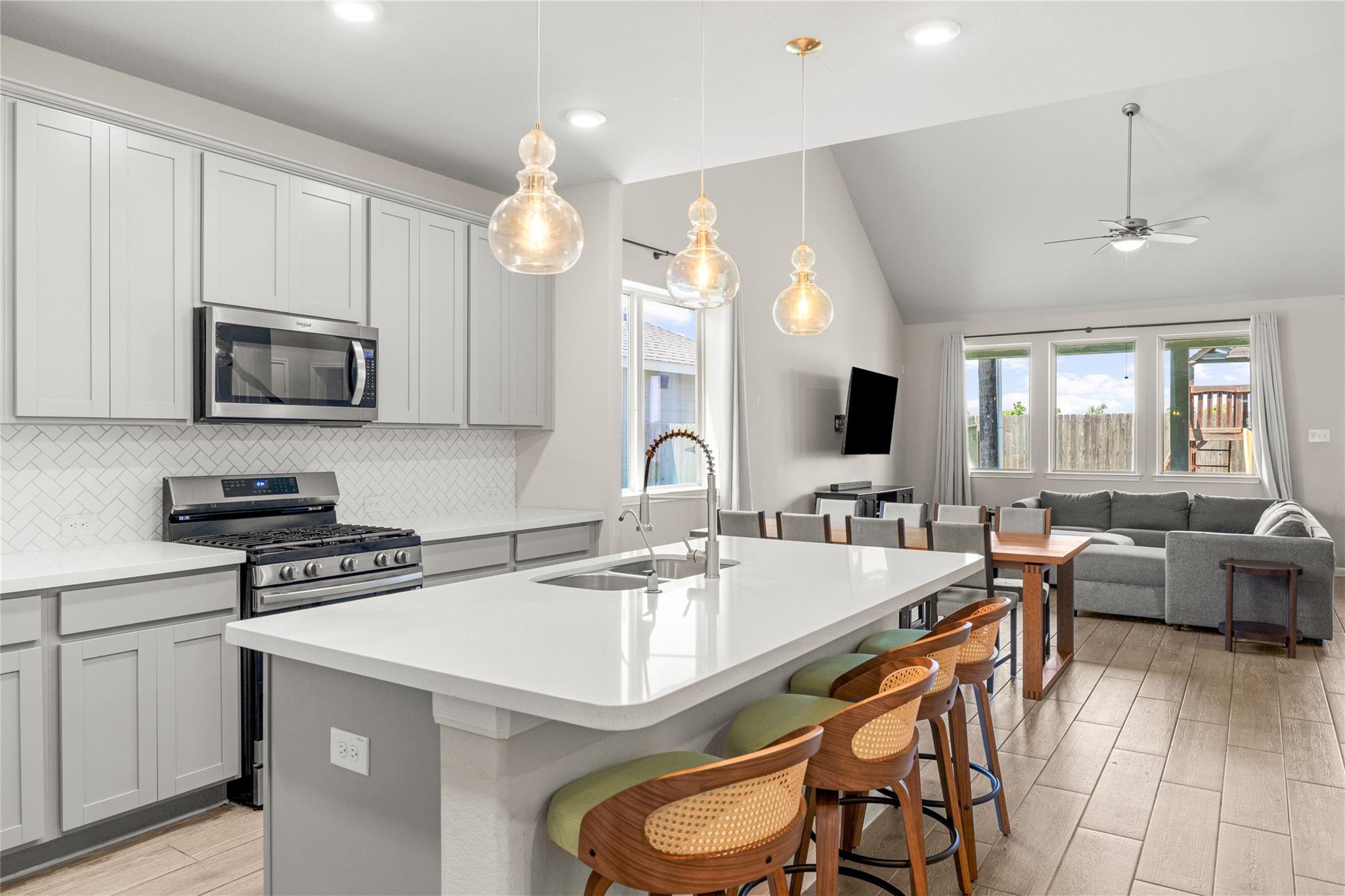 5347 Sunny Ray Drive