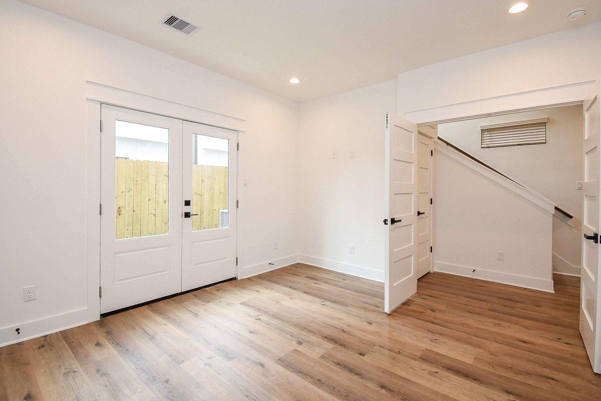 5613 Val Verde Street B