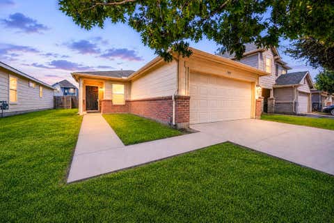 Photo of 7919 Cypress Edge Drive, Cypress, TX 77433 (MLS # 7333129)
