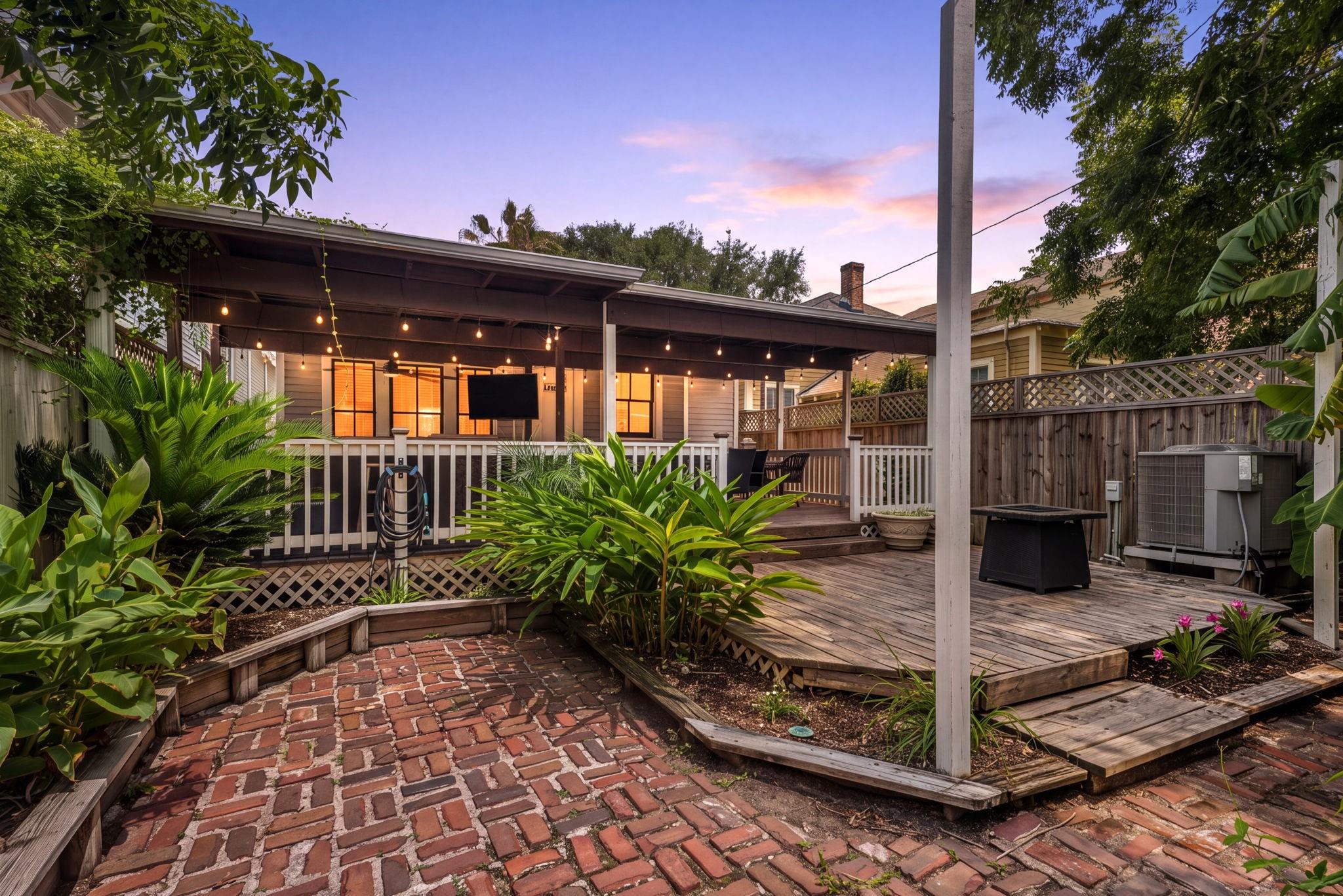 3621 Avenue O 1/2