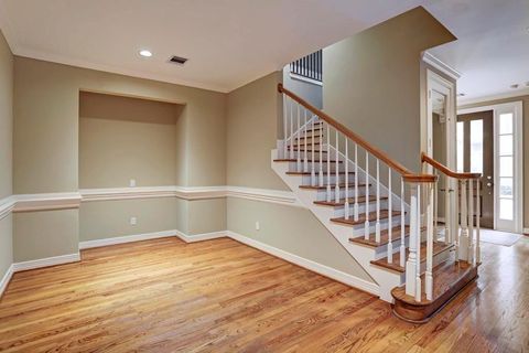 Tiny photo for 516 S Post Oak Lane #7, Houston, TX 77056 (MLS # 16423394)