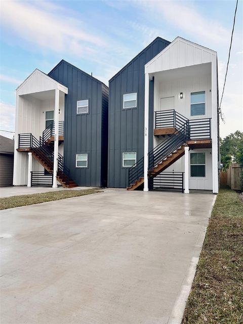 318 Tennessee Street Houston TX 77029