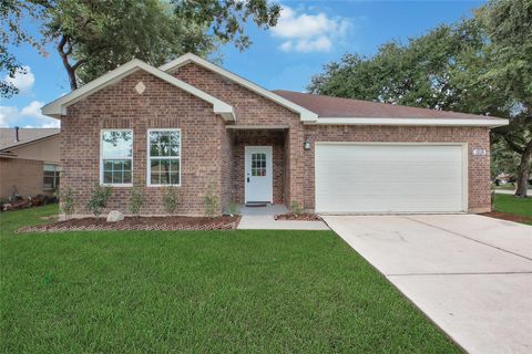 Photo of 1818 Ripple Creek Drive, Houston, TX 77489 (MLS # 74832758) Photo of 1818 Ripple Creek Drive, Houston, TX 77489 (MLS # 74832758)