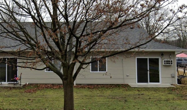 1500 FRUIT ST, CLAY, MI 48001 - Image ec720e7464b5ff3a4fc3a1a8a3d2c3a2/2128575926