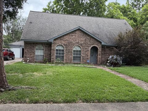 Photo of 3127 Apple Drive, Houston, TX 77459 (MLS # 67902680)