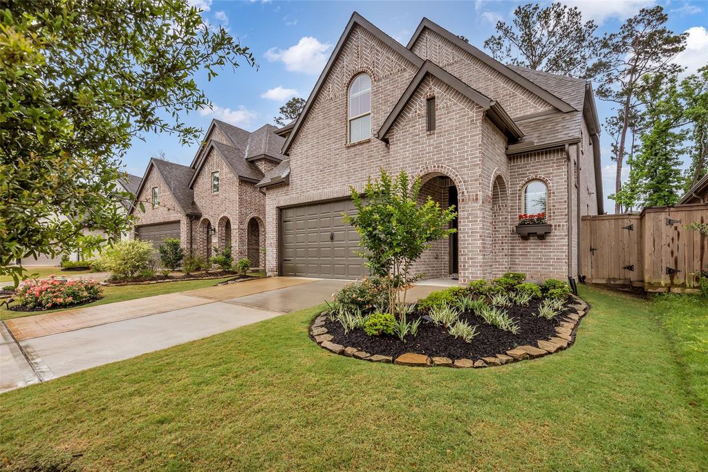 Photo of 7392 Mount Greylock Loop, Porter, TX 77365 (MLS # 84318193)