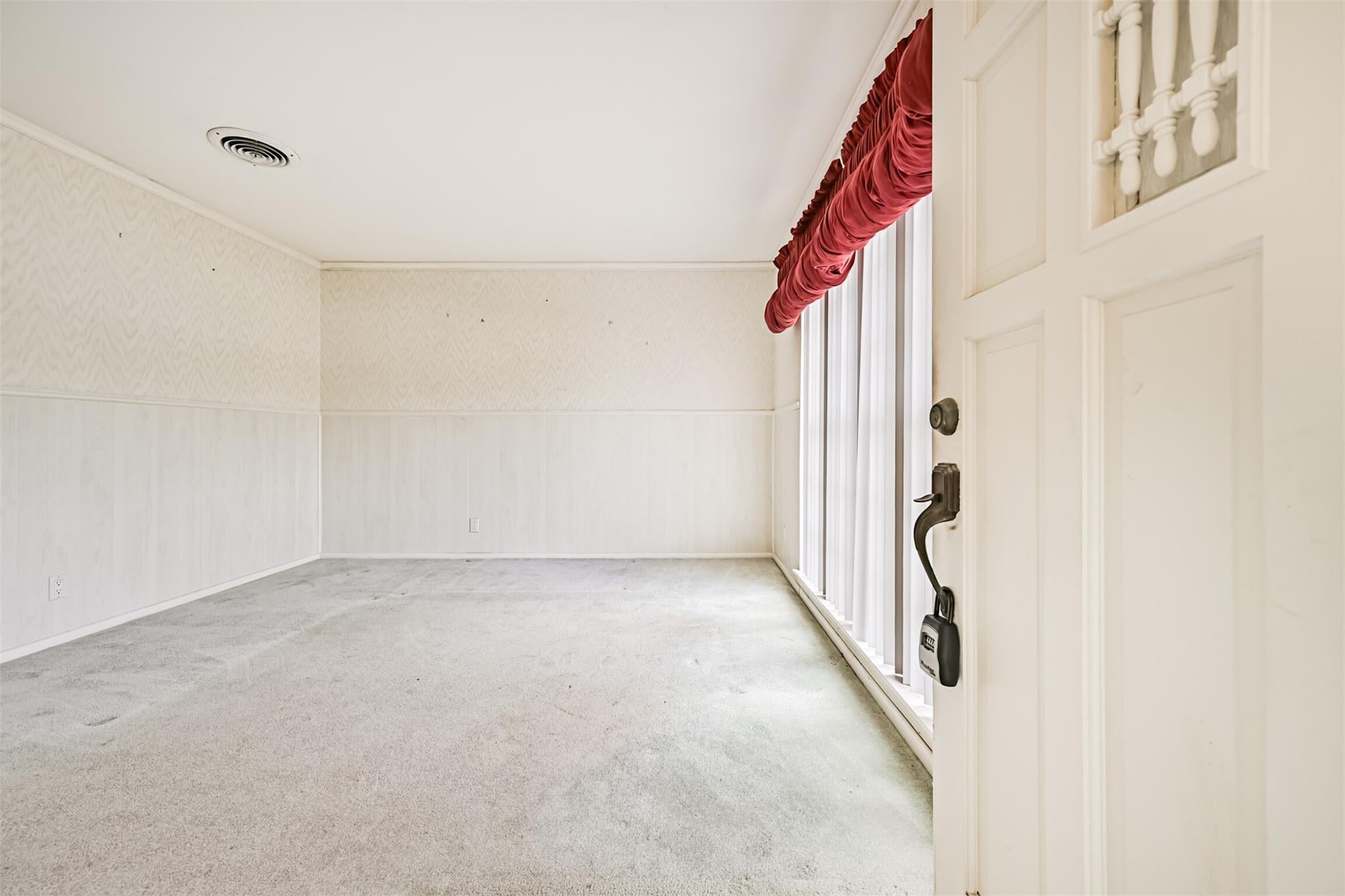 128 Forest Oaks Lane