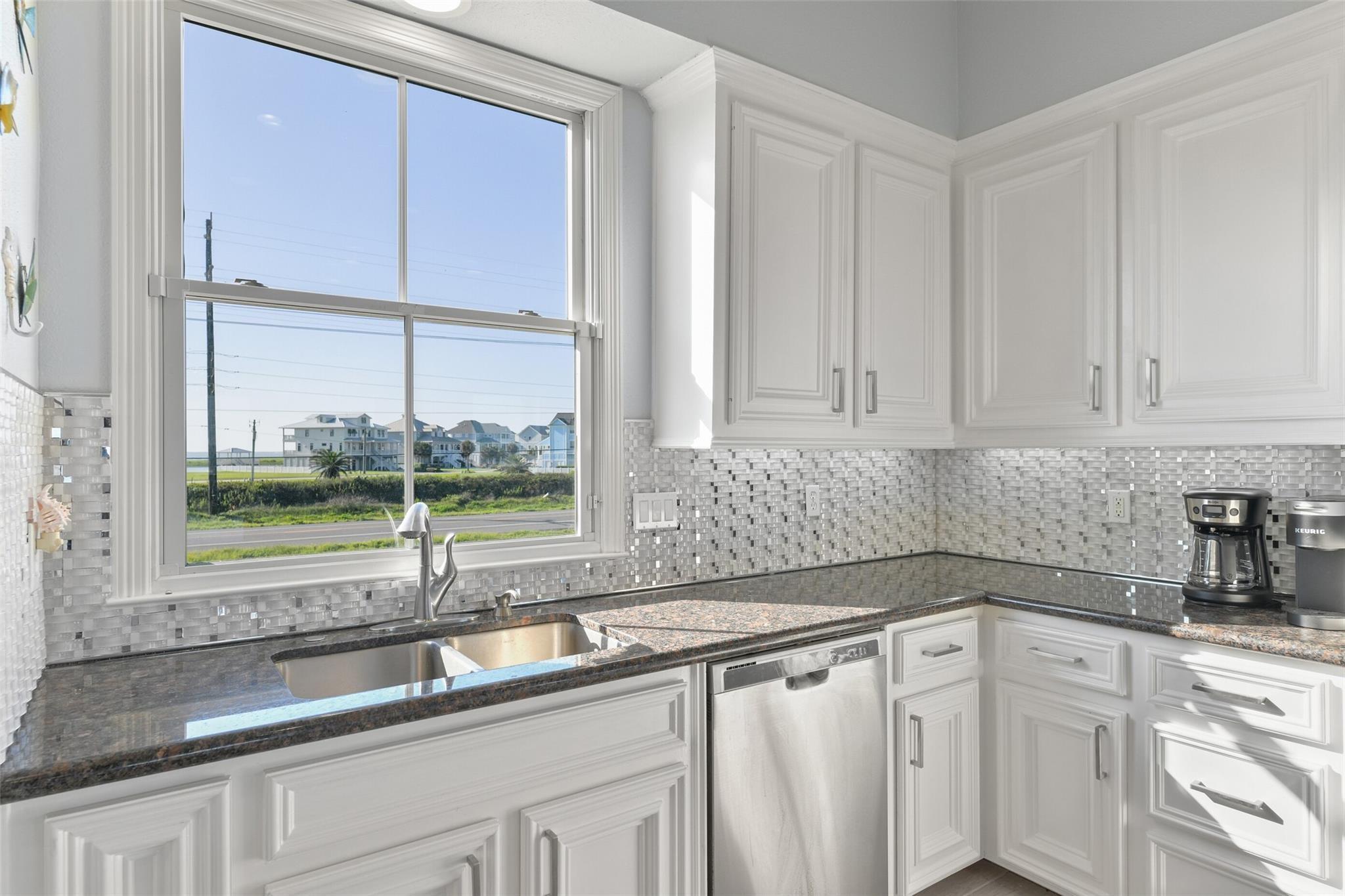Galveston, Texas, 77554, United States, 4 Bedrooms Bedrooms, ,4 BathroomsBathrooms,Residential,Active,2017090