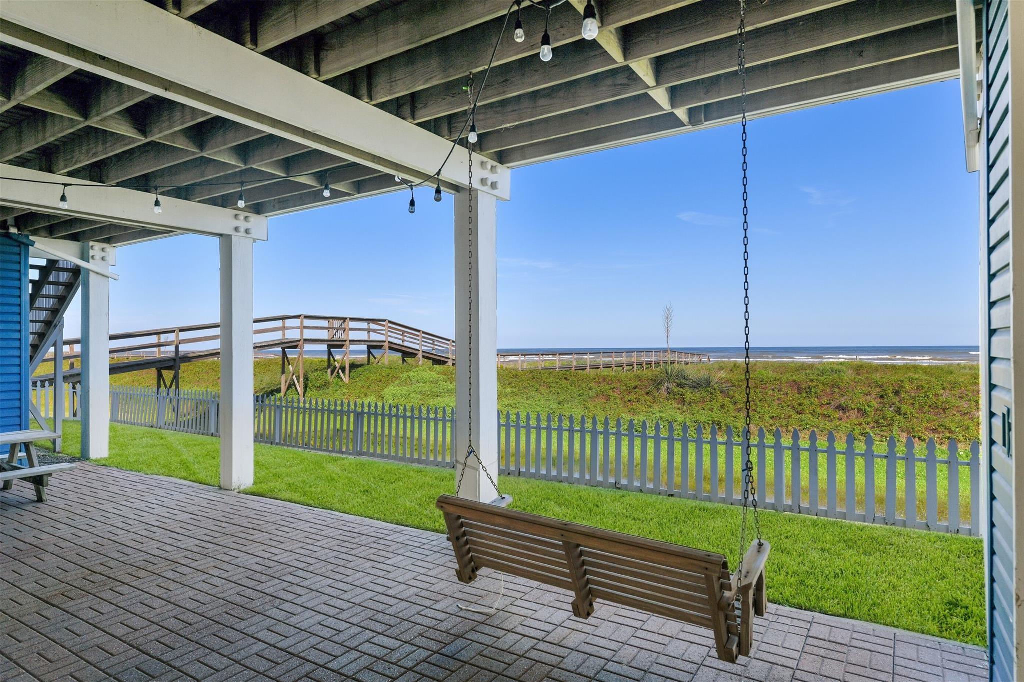 Galveston, Texas, 77554, United States, 4 Bedrooms Bedrooms, ,4 BathroomsBathrooms,Residential,Active,2017090