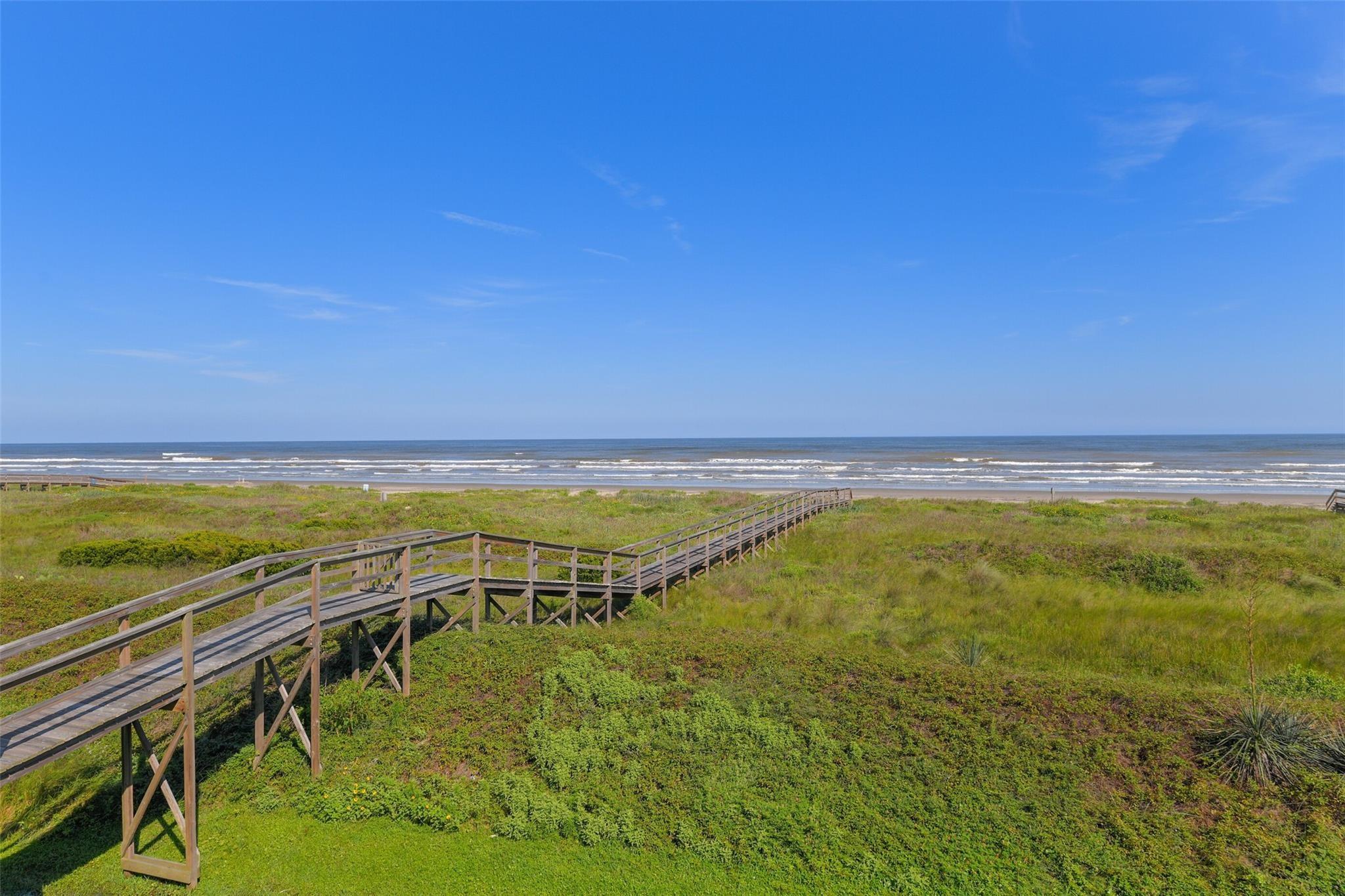 Galveston, Texas, 77554, United States, 4 Bedrooms Bedrooms, ,4 BathroomsBathrooms,Residential,Active,2017090