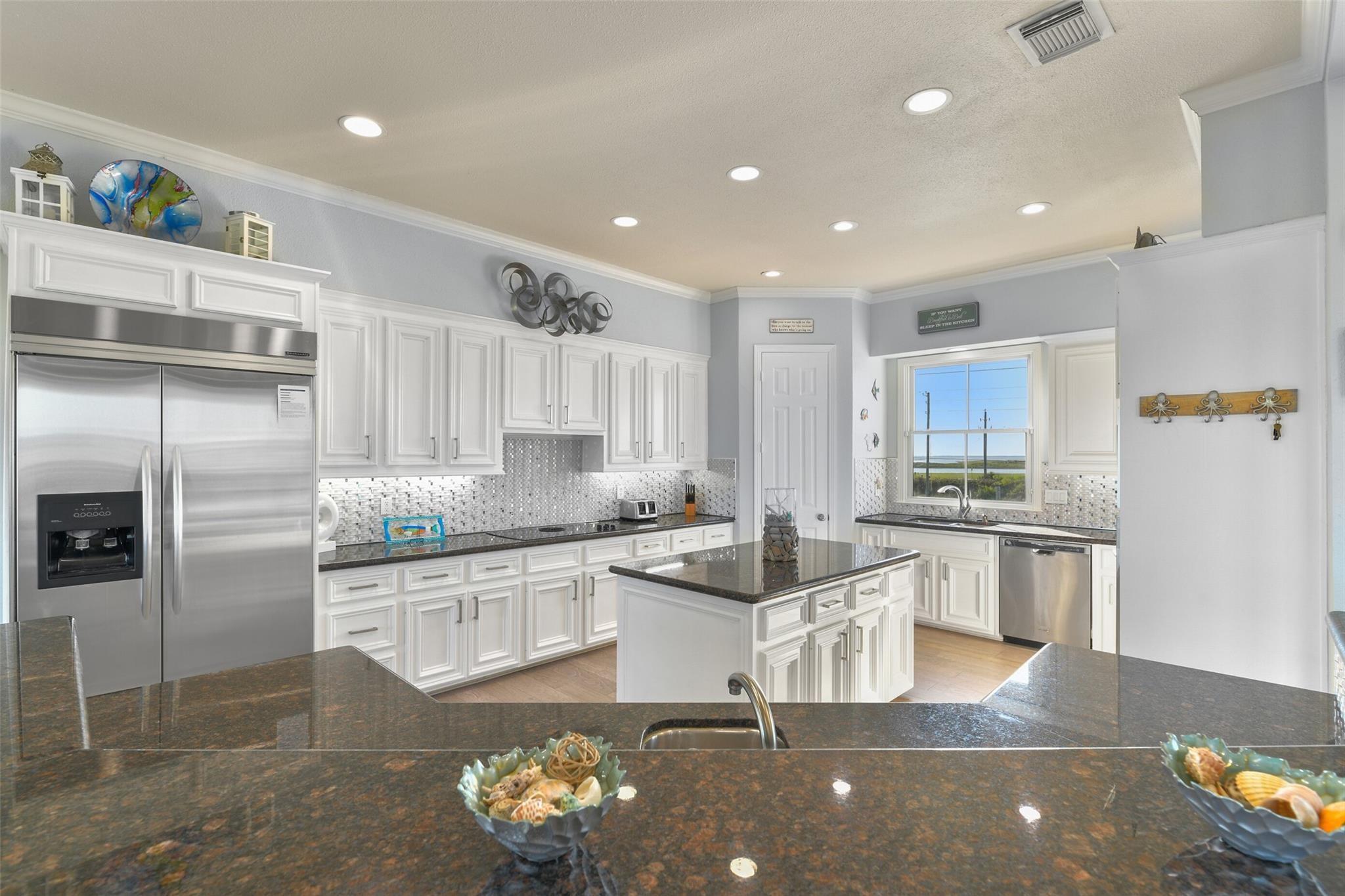 Galveston, Texas, 77554, United States, 4 Bedrooms Bedrooms, ,4 BathroomsBathrooms,Residential,Active,2017090