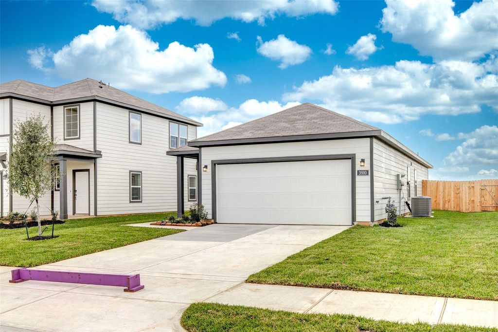 Photo of 3910 Windy Whisper Drive, Brookshire, TX 77423 (MLS # 92899440)