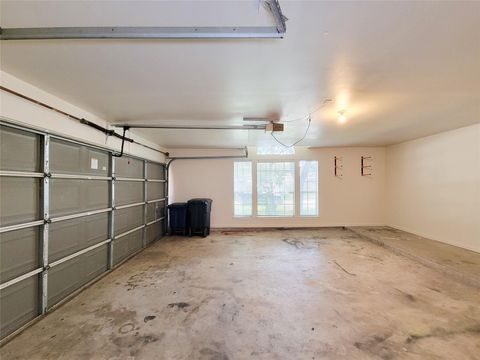 Tiny photo for 2930 Meadow Brook Drive, League City, TX 77573 (MLS # 43803170)