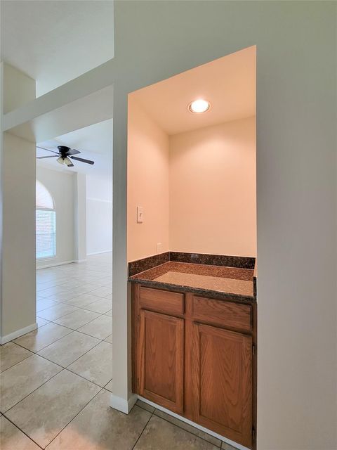 Tiny photo for 2930 Meadow Brook Drive, League City, TX 77573 (MLS # 43803170)