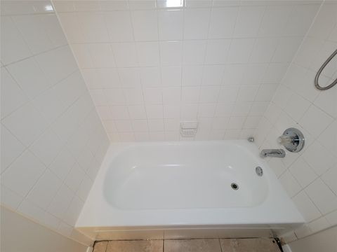 Tiny photo for 2930 Meadow Brook Drive, League City, TX 77573 (MLS # 43803170)