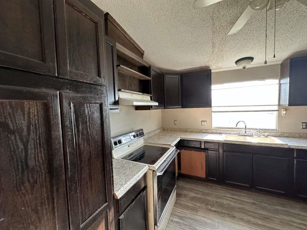 102 Gt Bailey Street