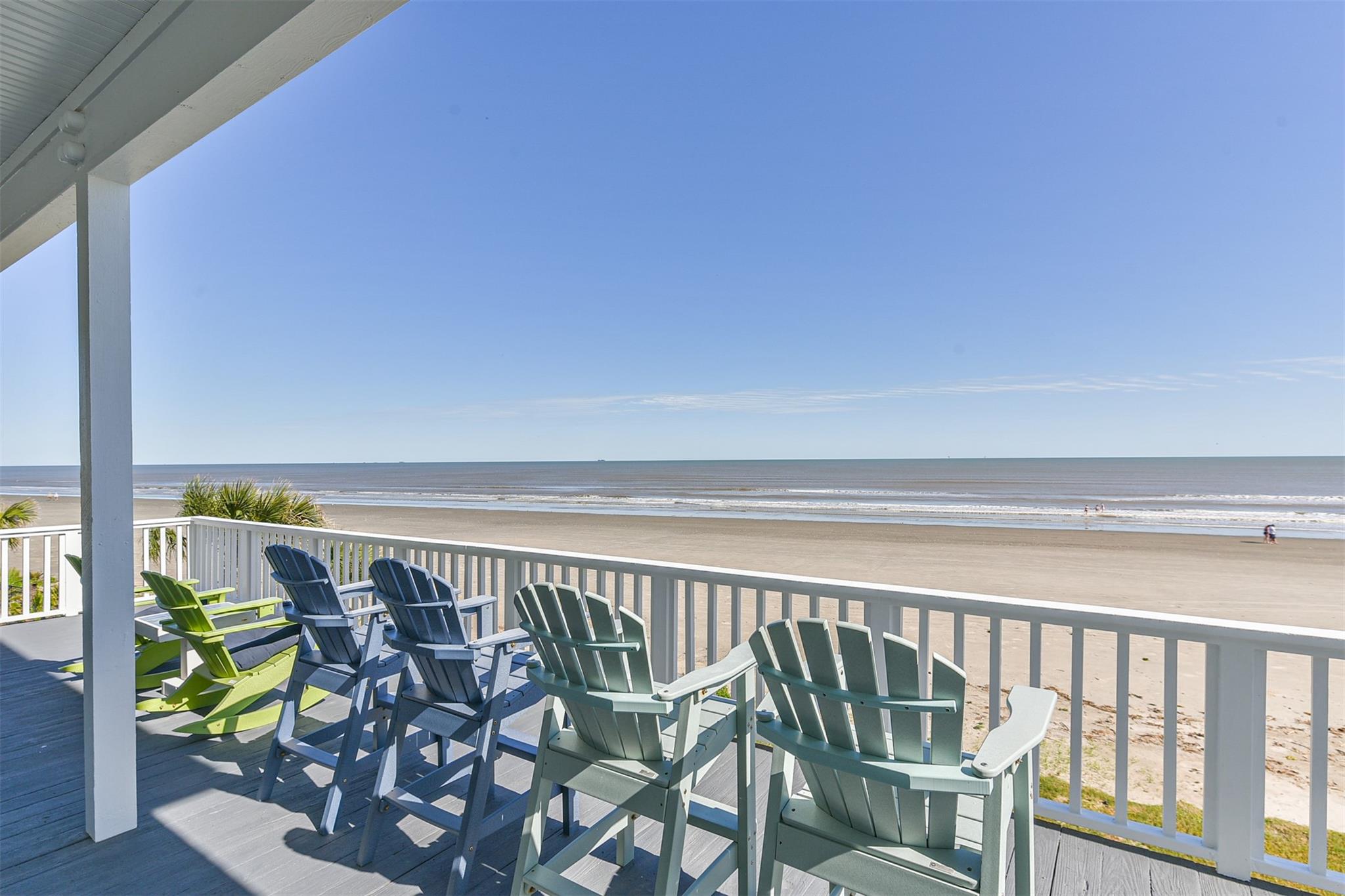 11811 Sunbather Lane