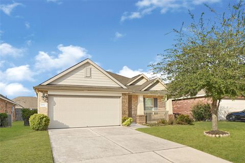 Photo of 2762 Donellan Dr Dr, Houston, TX 77088 (MLS # 44107979)