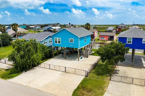 Homes For Sale - 165 County Road 201<br/> Sargent, TX 77414