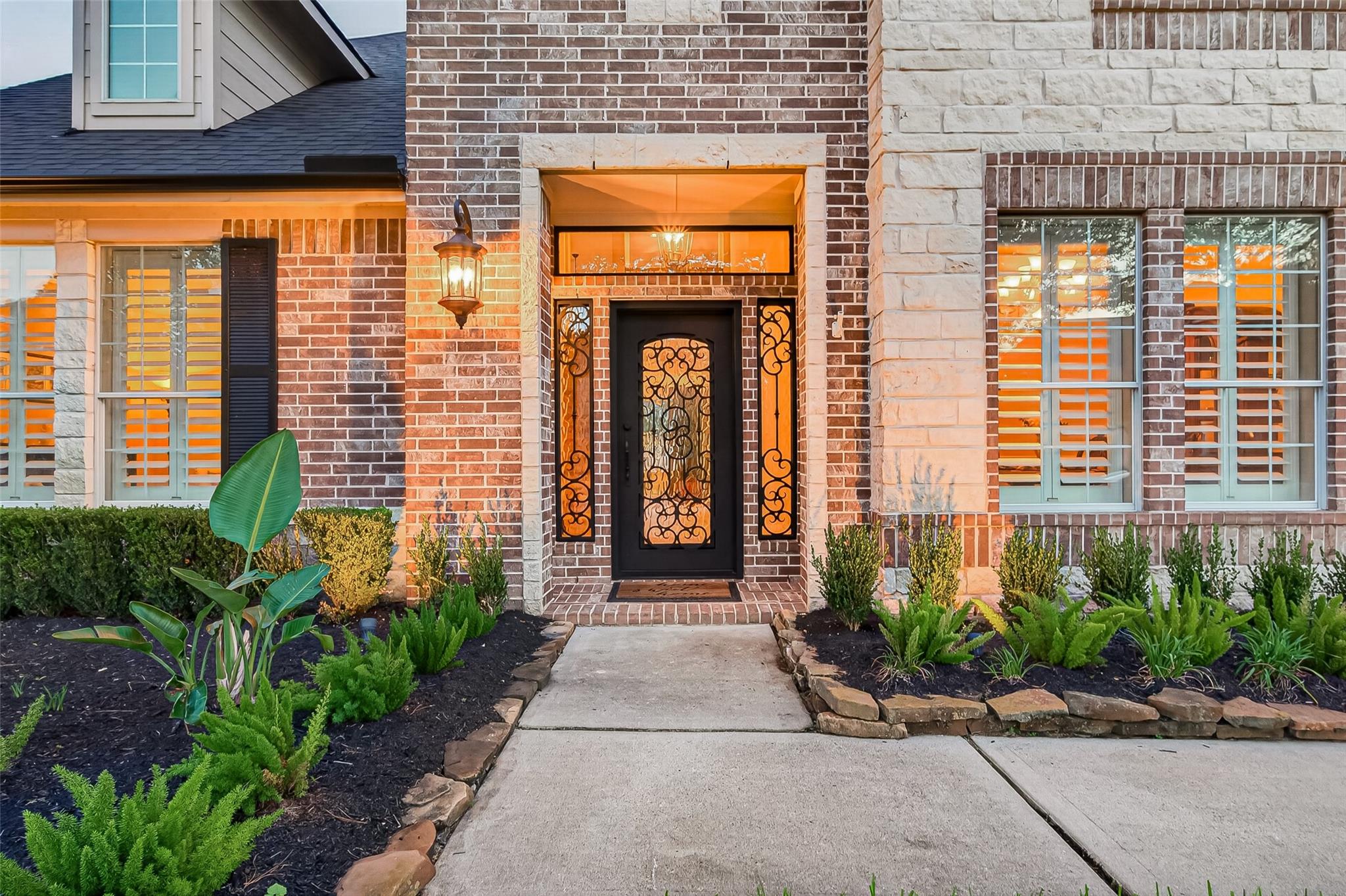 2401 Scarlatti Drive