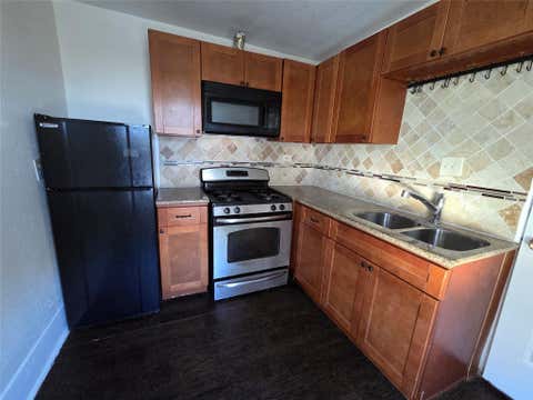 Photo of 302 71st Street #2, Houston, TX 77011 (MLS # 47140746)