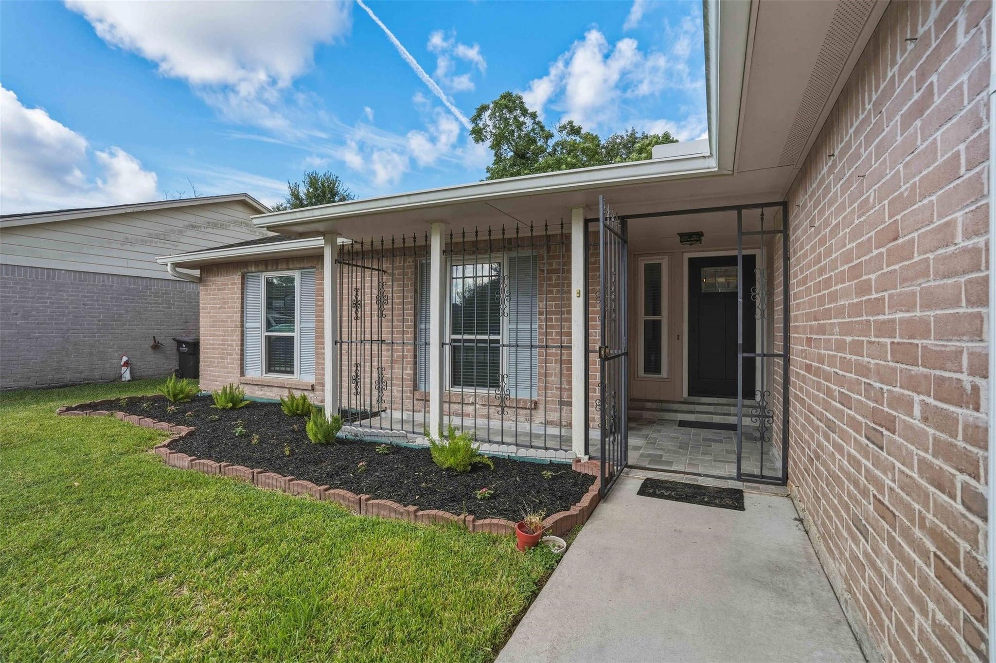 10514 Long River Drive