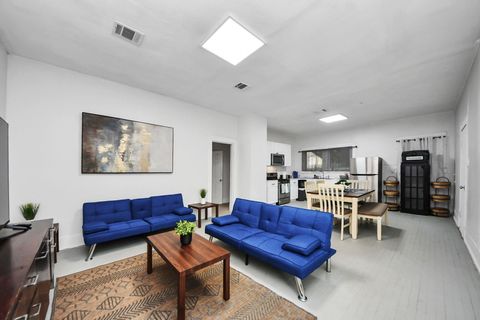 Photo of 4409 Brady Street, Houston, TX 77011 (MLS # 66576576)