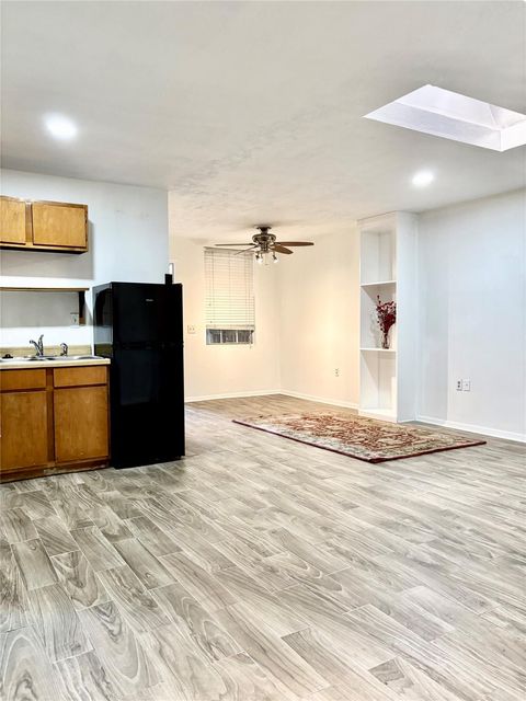 Tiny photo for 1407 Nevada Street, Houston, TX 77006 (MLS # 41665555)