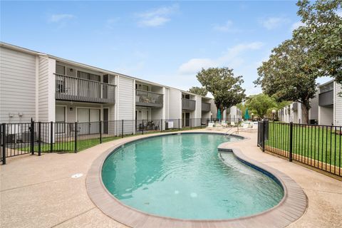 13151 Walden Rd 137 Montgomery TX 77356