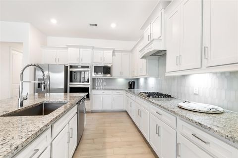 Apartment For Sale - 6530 Poplar Meadow Lane<br/> Katy, TX 77493