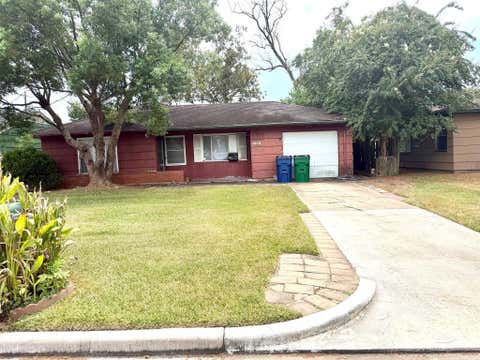 Photo of 208 Richmond Street, Angleton, TX 77515 (MLS # 78491821)