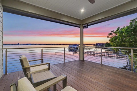 Photo of 2002 Cove Park Drive, Kemah, TX 77565 (MLS # 5346966)