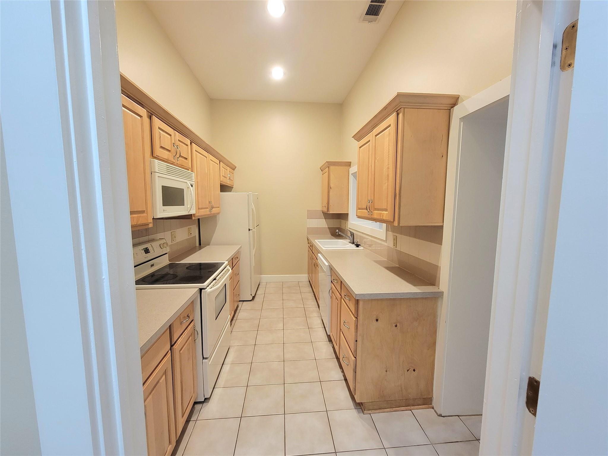 2315 Harborside Drive 206