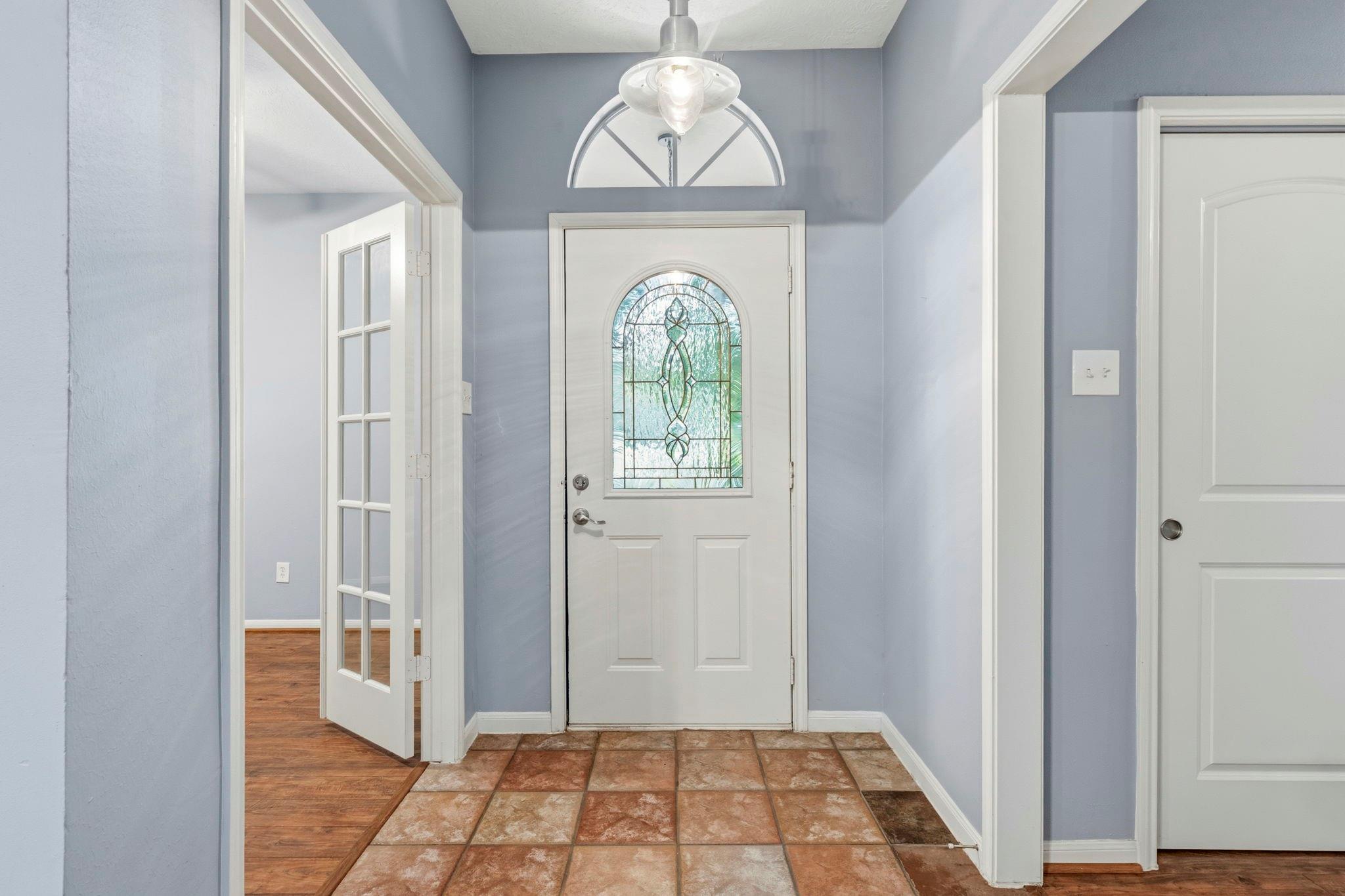10407 Twin Oak Drive