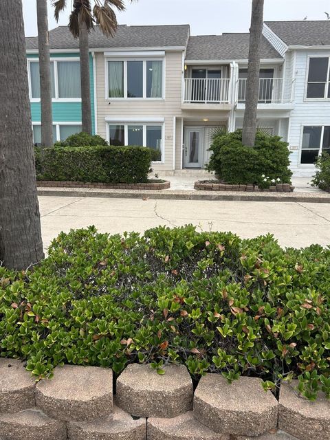Photo of 8402 Seawall Boulevard #4, Galveston, TX 77554 (MLS # 57750091)