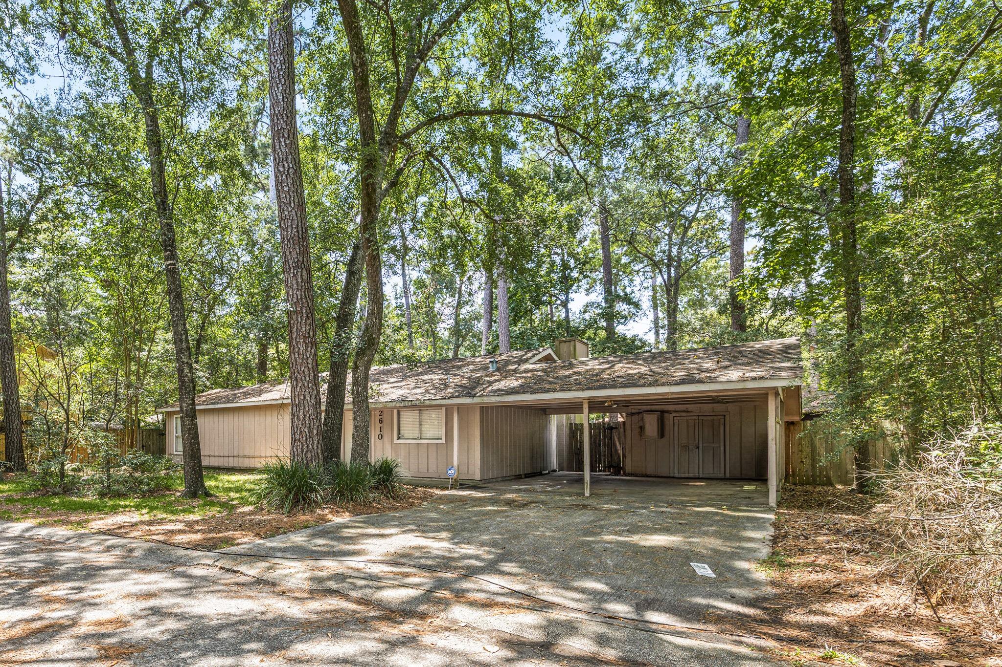 2610 N Red Cedar Circle