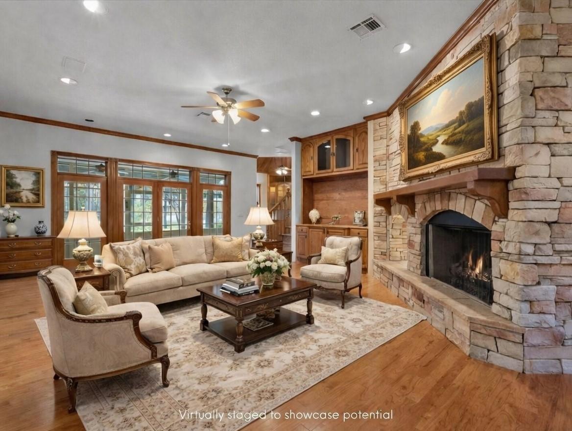 7306 Live Oak Circle