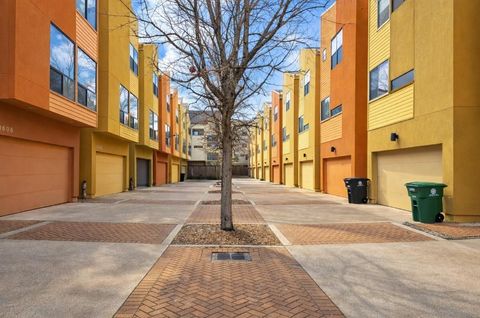 Photo of 2301 Crawford Street, Houston, TX 77004 (MLS # 31360715)