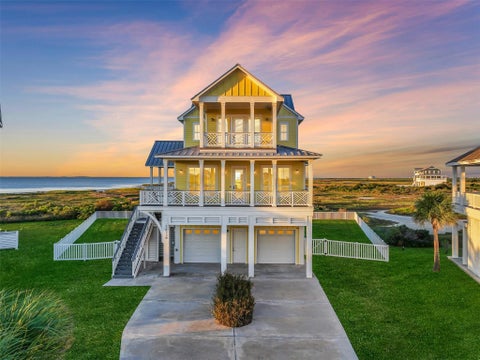 Photo of 26118 Bay Breeze Drive, Galveston, TX 77554 (MLS # 50652636)