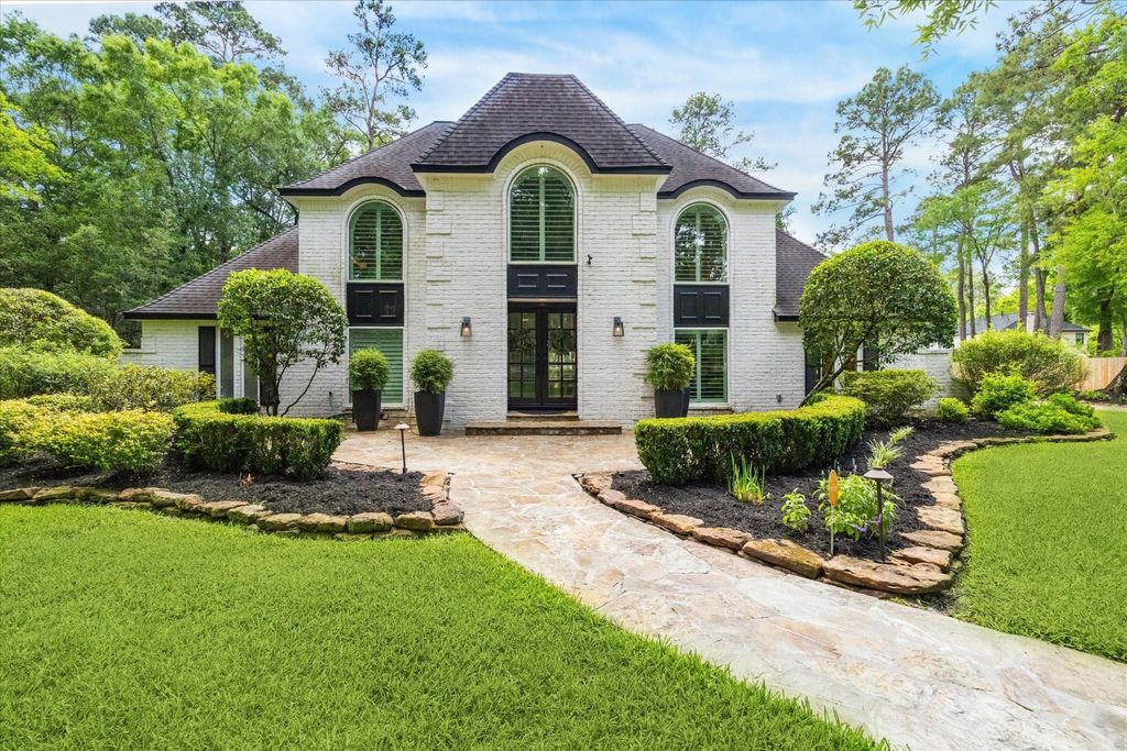 Photo of 2910 Royal Circle Drive, Kingwood, TX 77339 (MLS # 69569877)