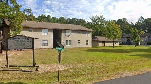 Photo of 600 Vernon Trace Circle, Leesville, LA 71446 (MLS # 81001741)