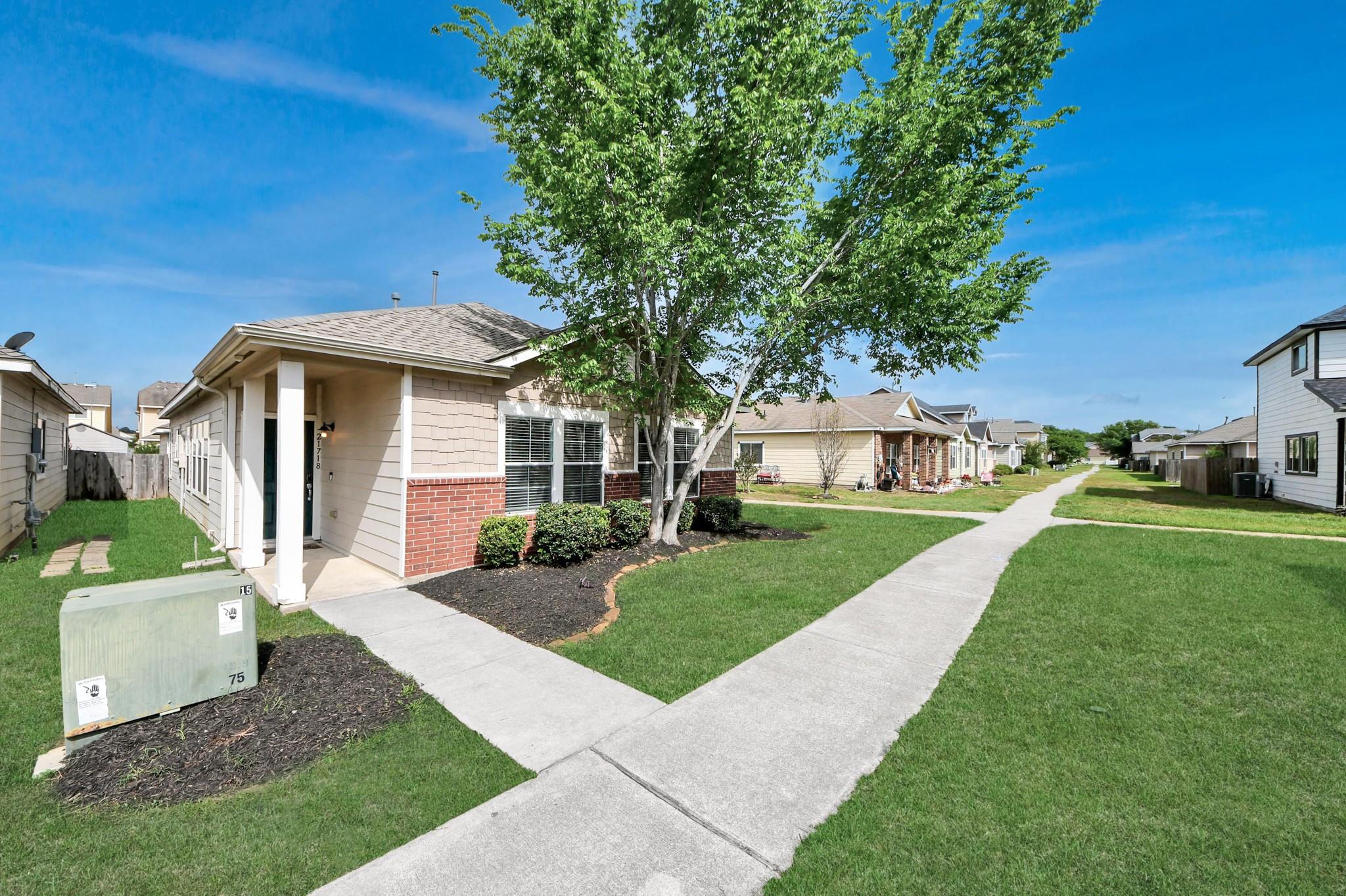 21718 Grassy Hill Lane