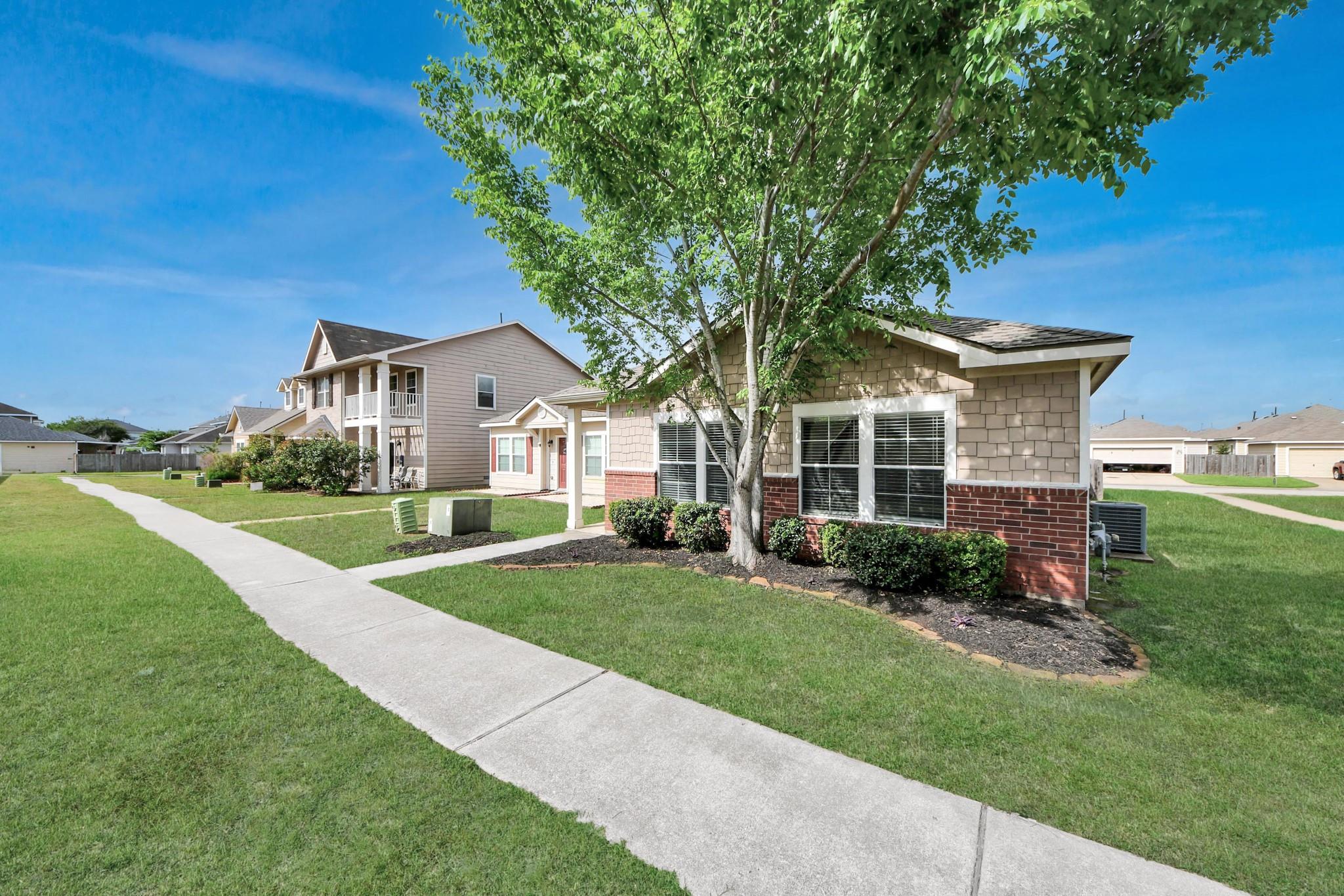 21718 Grassy Hill Lane