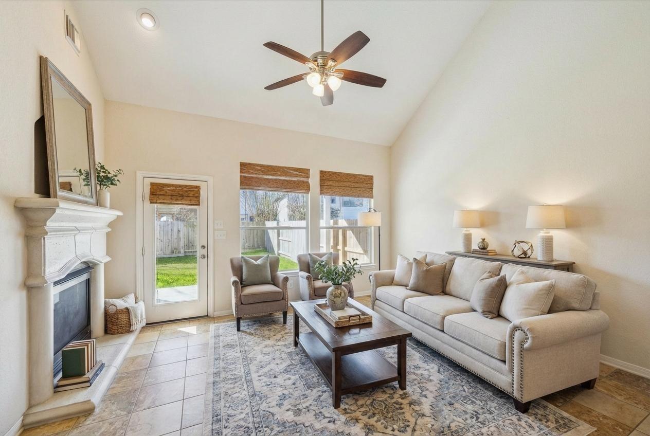 3 Patina Pines Place