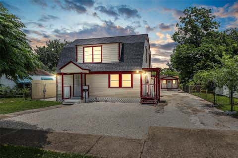 Photo of 510 Munger Street Unit A St, Pasadena, TX 77506 (MLS # 38075810)