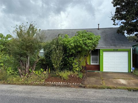 Photo of 4728 Avenue R, Galveston, TX 77551 (MLS # 29590590)