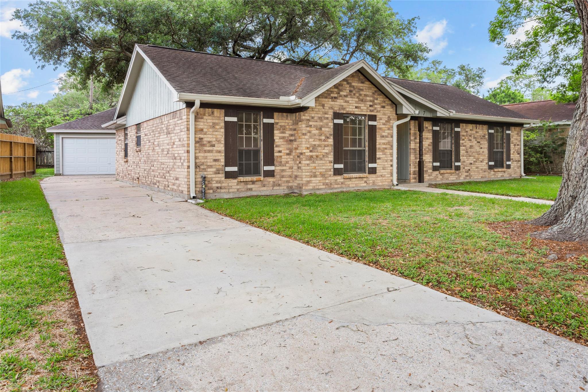 707 Briargrove Drive