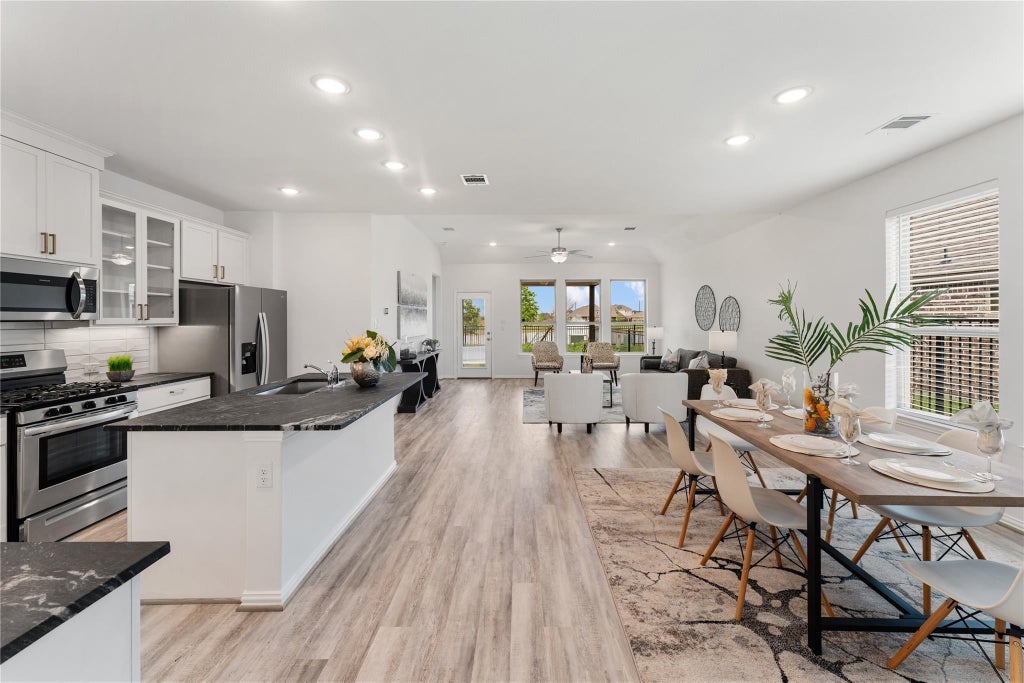 Photo of 546 Long Beach Bay Drive, Katy, TX 77493 (MLS # 45302566)