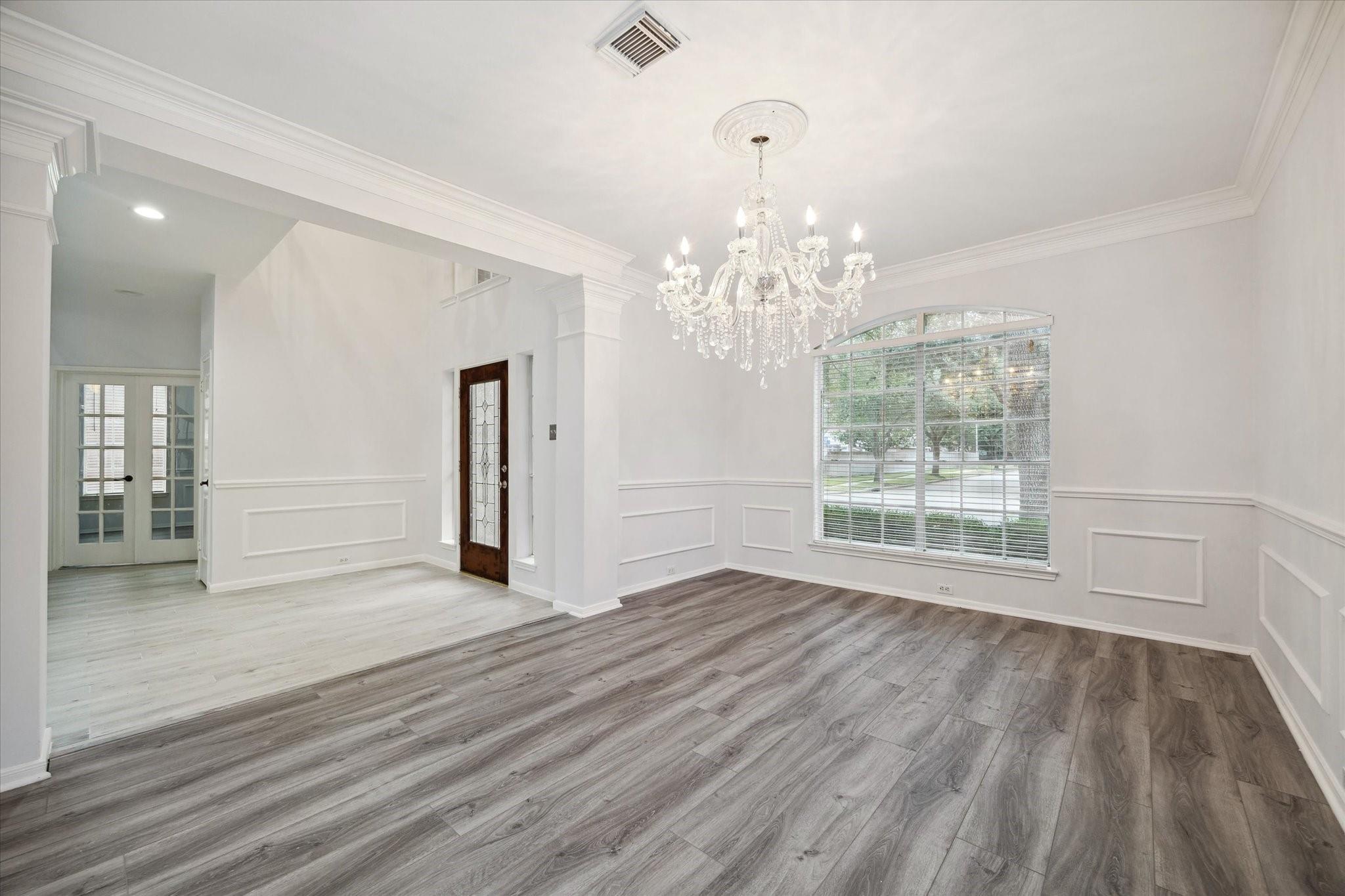 2715 Oakland Drive