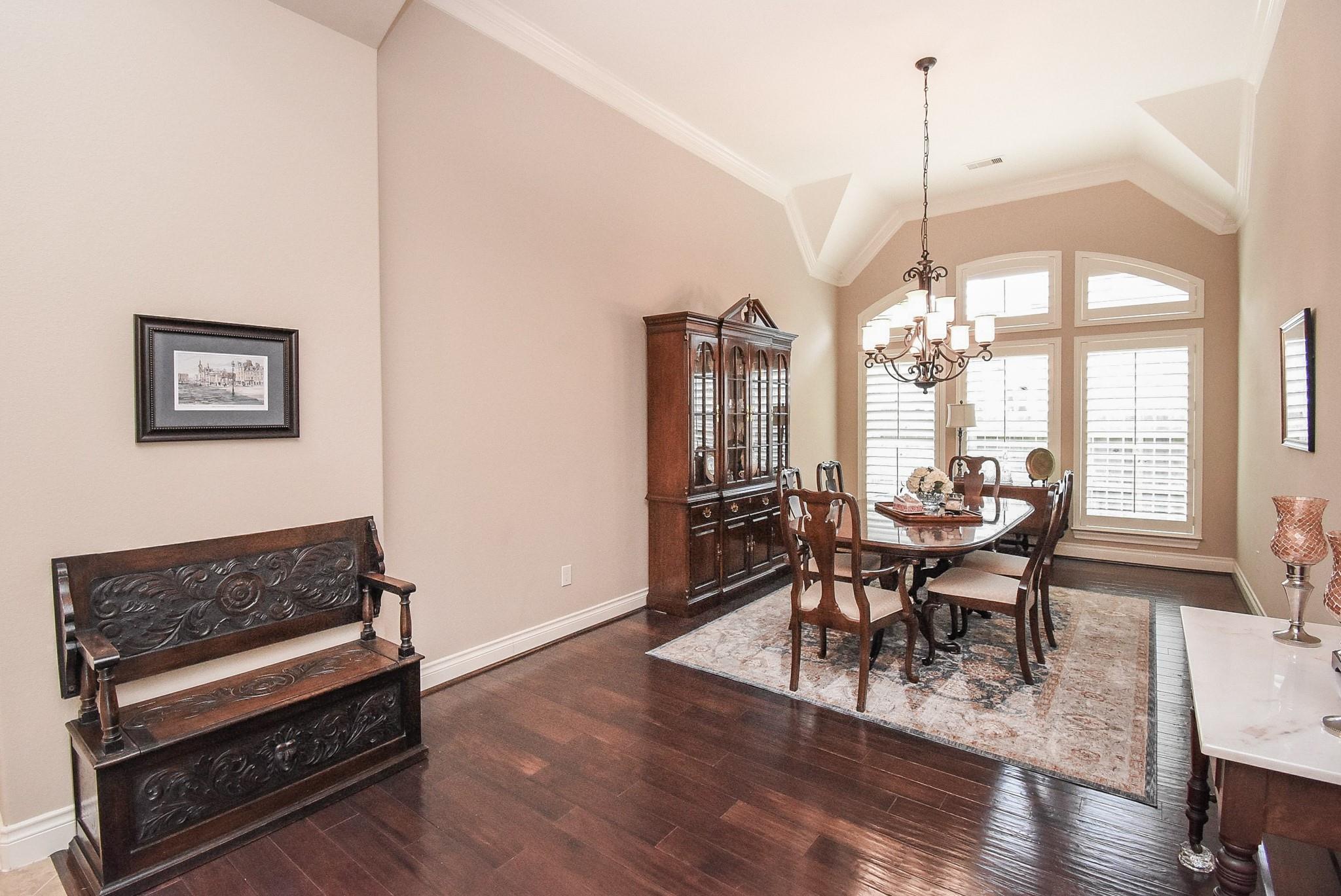 27610 Hunting Bay Court